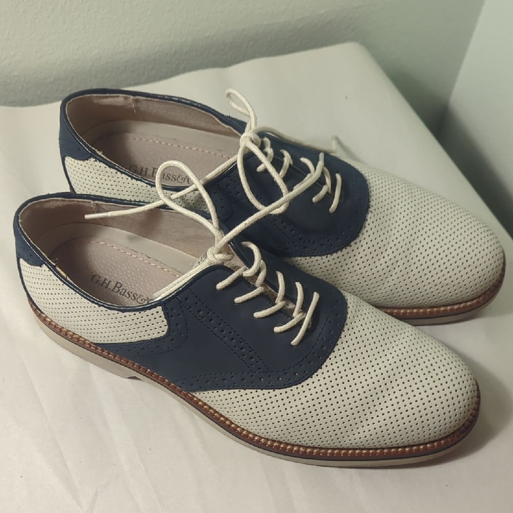 GH Bass Burlington Perforated Saddle Oxford